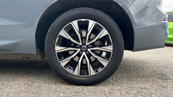 Used Volvo XC60 2023 for sale - 76145978: Photo 26