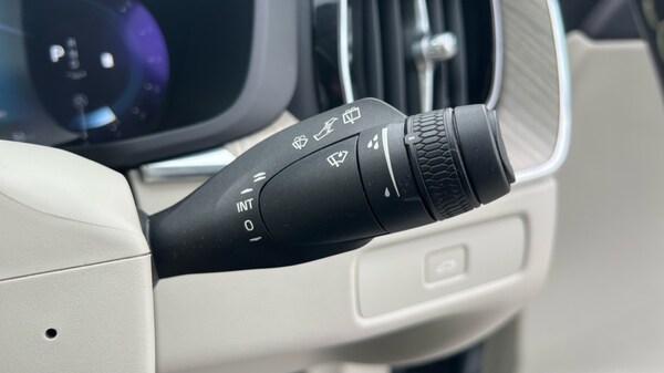 Used Volvo XC60 2023 for sale - 76145978: Photo 28