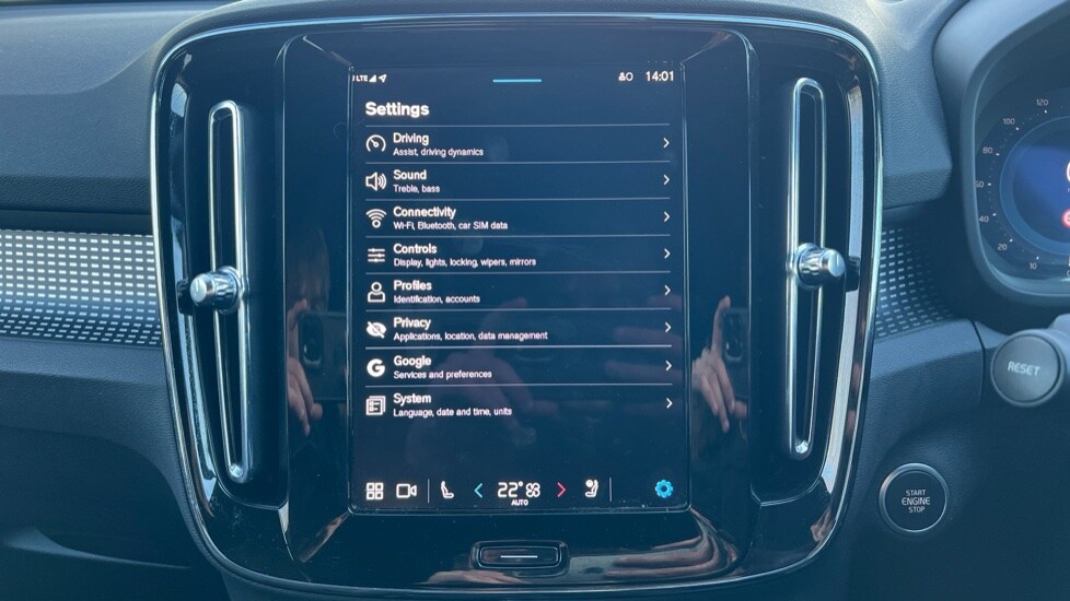 Used Volvo XC40 2024 for sale - 77060698: Photo 33