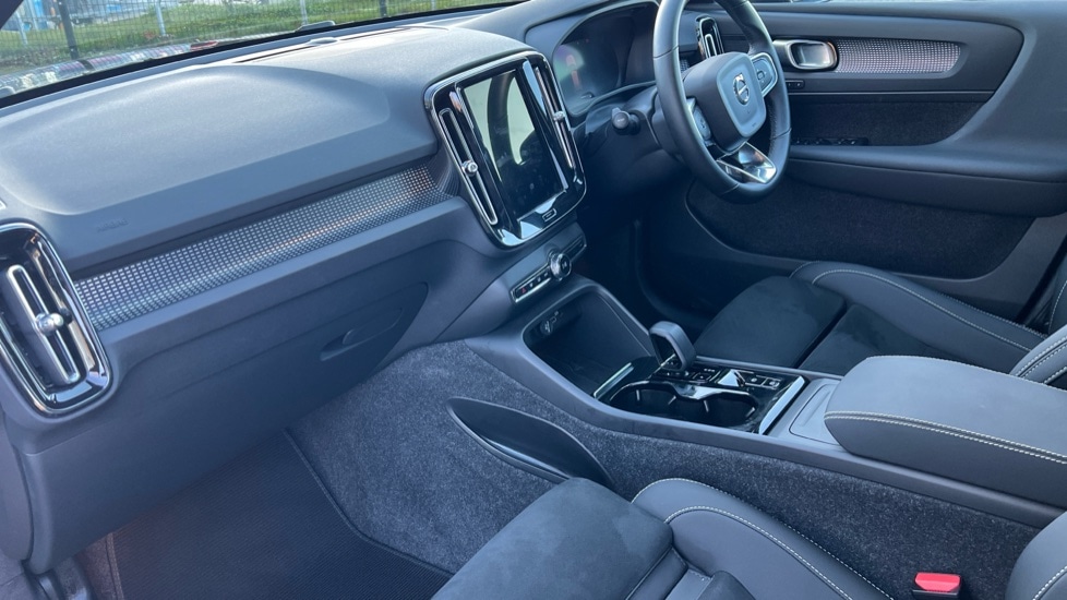 Used Volvo XC40 2024 for sale - 77060698: Photo 4