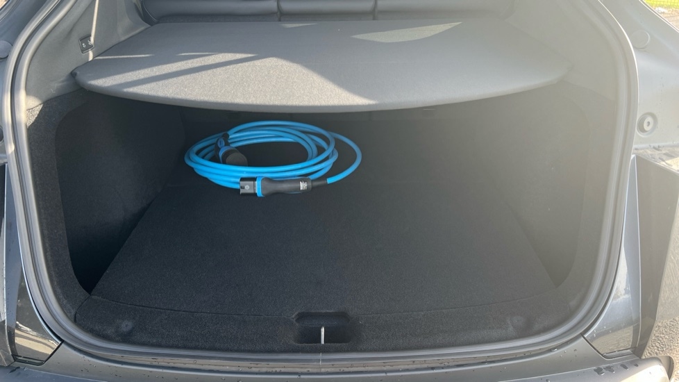 Used Tesla Model Y 2025 for sale - 76007870: Photo 15