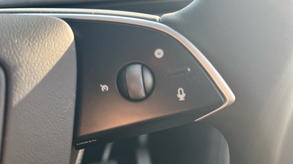 Used Tesla Model Y 2025 for sale - 76007870: Photo 26