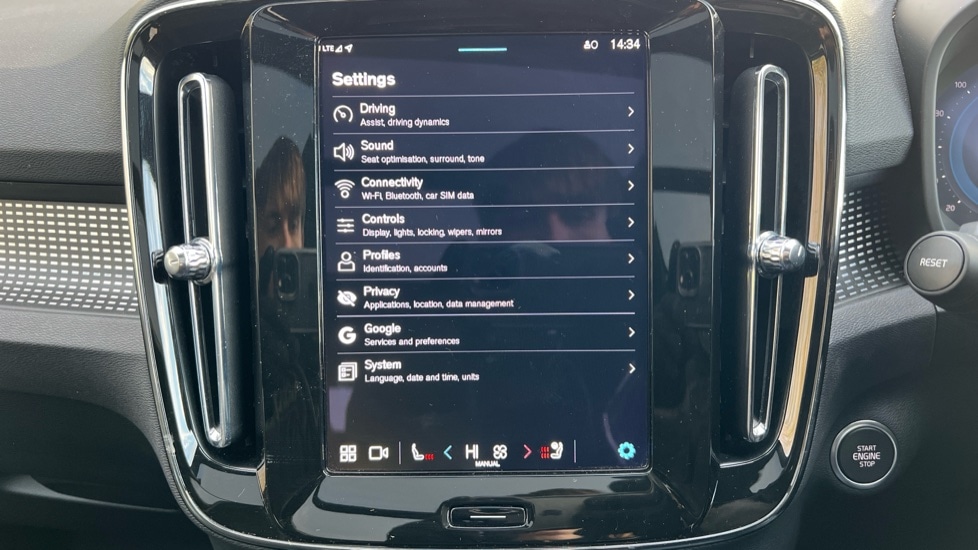 Used Volvo XC40 2025 for sale - 76872766: Photo 33