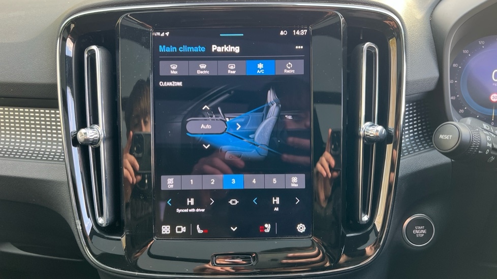 Used Volvo XC40 2025 for sale - 76872766: Photo 36