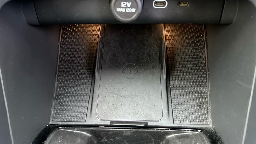 Used Volvo XC40 2025 for sale - 76872766: Photo 37