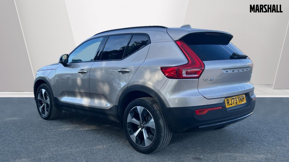 Used Volvo XC40 2023 for sale - 76086578: Photo 2
