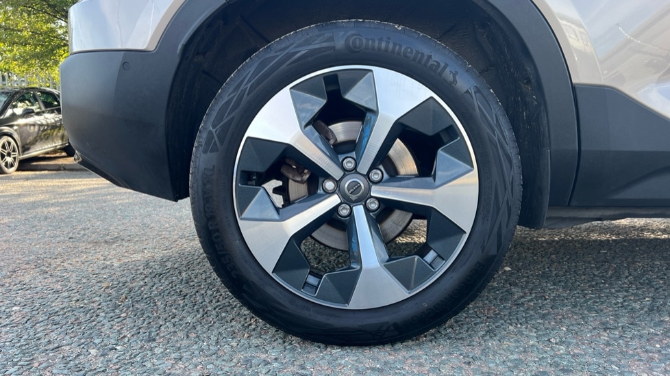 Used Volvo XC40 2023 for sale - 76086578: Photo 24