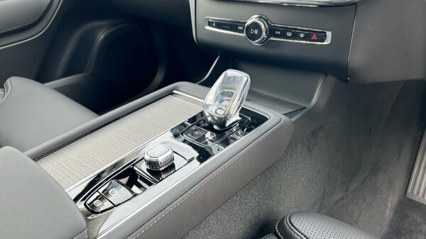 Used Volvo XC90 2025 for sale - 76116836: Photo 14