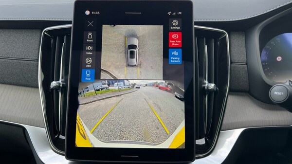 Used Volvo XC90 2025 for sale - 76116836: Photo 32