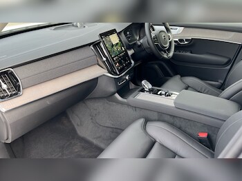 Used Volvo XC90 2025 for sale - 76116836: Photo 4