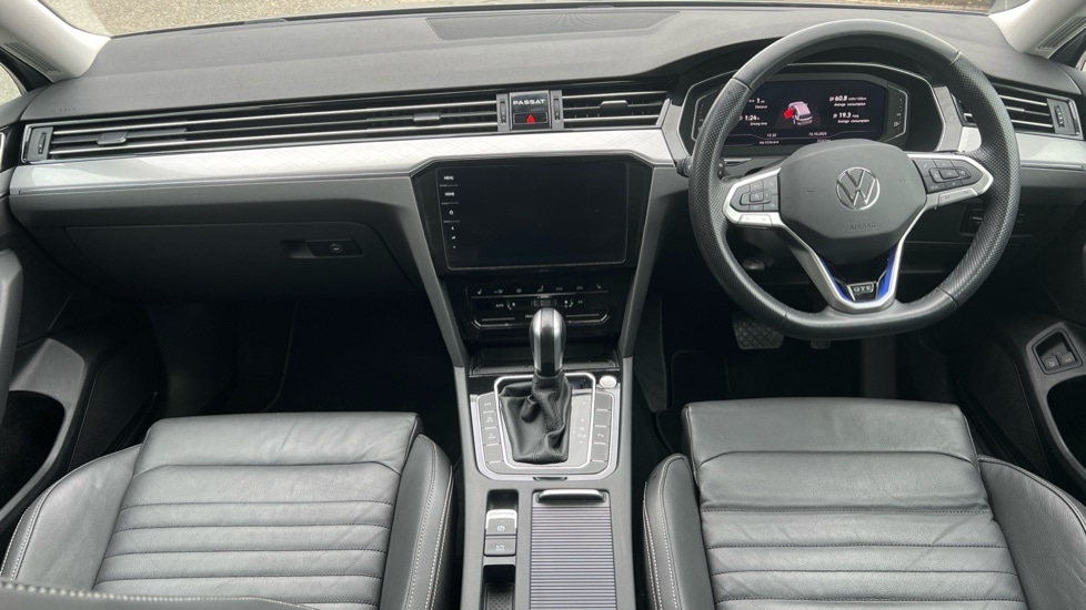 Used Volkswagen Passat 2023 for sale - 76869659: Photo 11