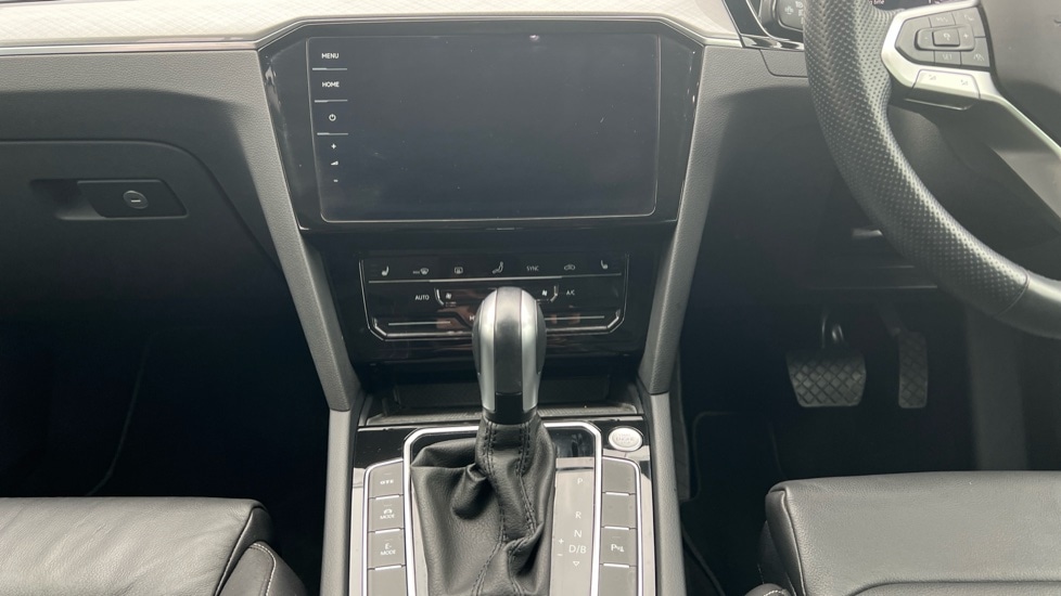 Used Volkswagen Passat 2023 for sale - 76869659: Photo 12