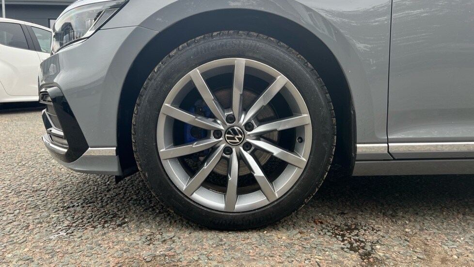 Used Volkswagen Passat 2023 for sale - 76869659: Photo 17