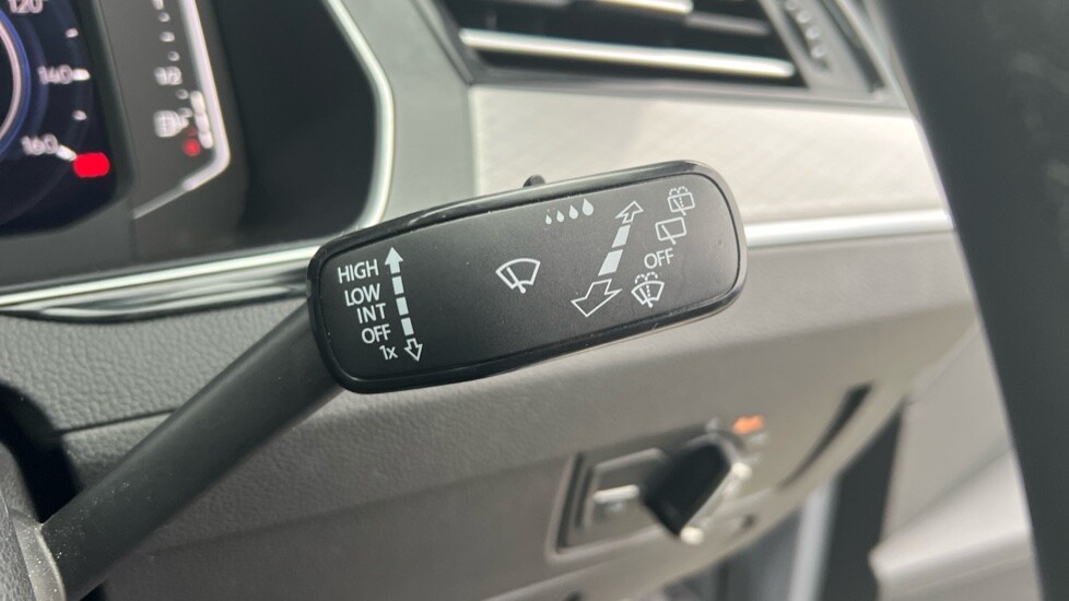 Used Volkswagen Passat 2023 for sale - 76869659: Photo 25