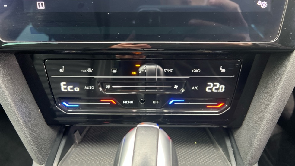 Used Volkswagen Passat 2023 for sale - 76869659: Photo 32