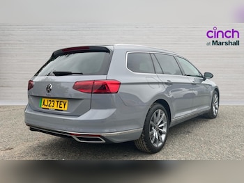 Used Volkswagen Passat 2023 for sale - 76869659: Photo