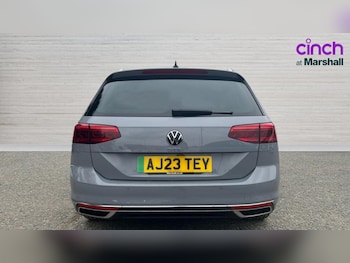 Used Volkswagen Passat 2023 for sale - 76869659: Photo