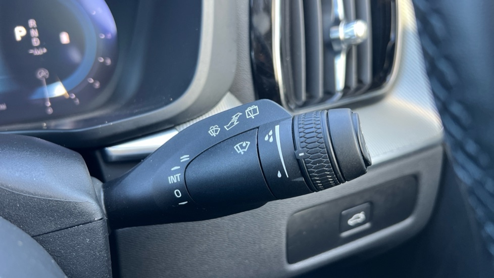 Used Volvo XC60 2025 for sale - 76874329: Photo 28