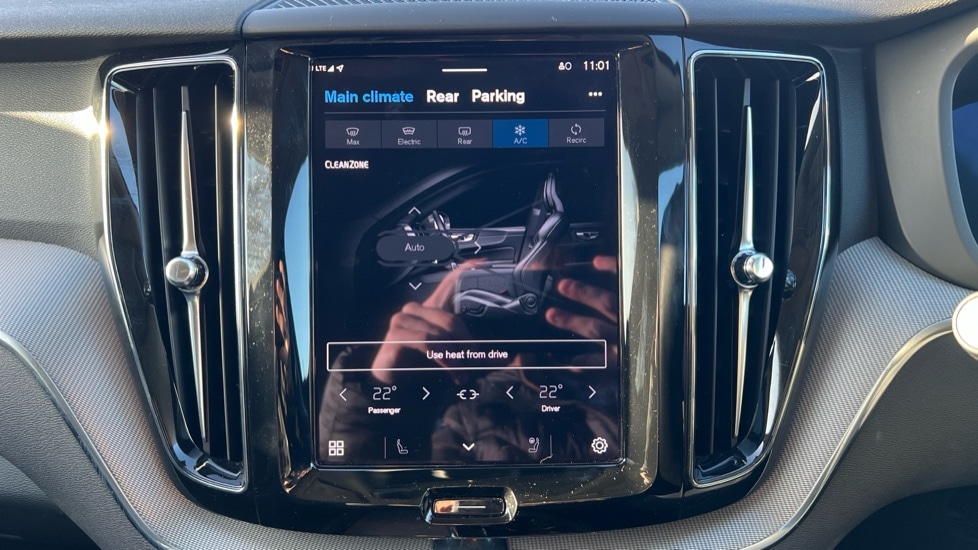 Used Volvo XC60 2025 for sale - 76874329: Photo 35