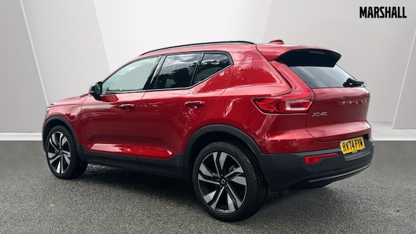 Used Volvo XC40 2025 for sale - 75641141: Photo 2