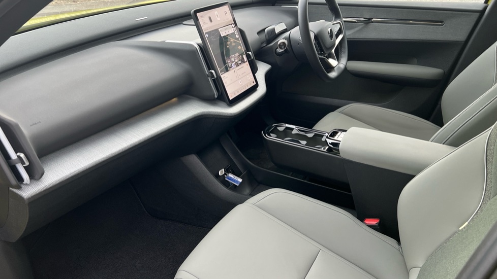 Used Volvo EX30 2025 for sale - 76868479: Photo 4