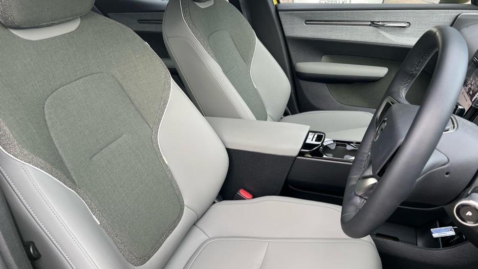 Used Volvo EX30 2025 for sale - 76868479: Photo 9