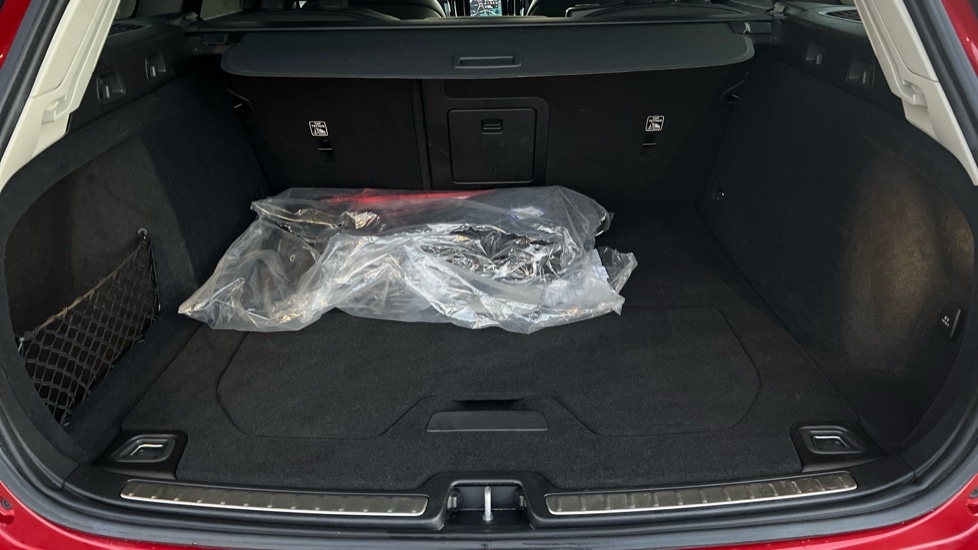 Used Volvo V60 2025 for sale - 76872771: Photo 17