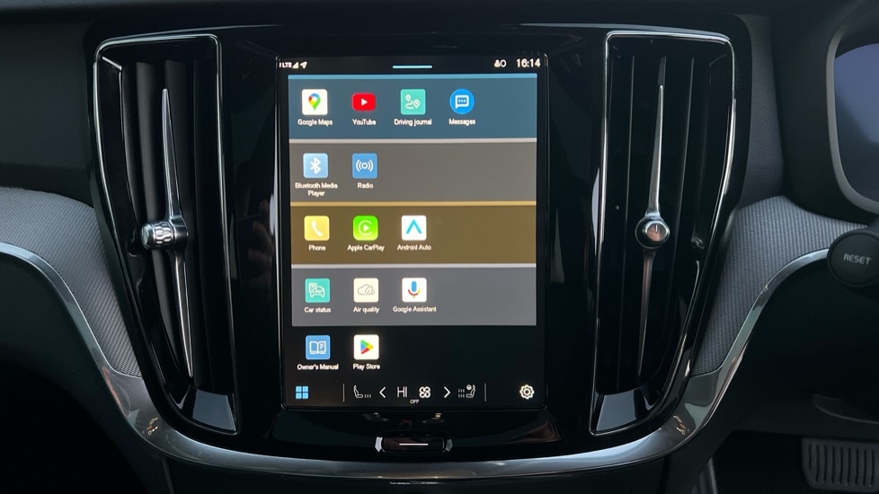 Used Volvo V60 2025 for sale - 76872771: Photo 20