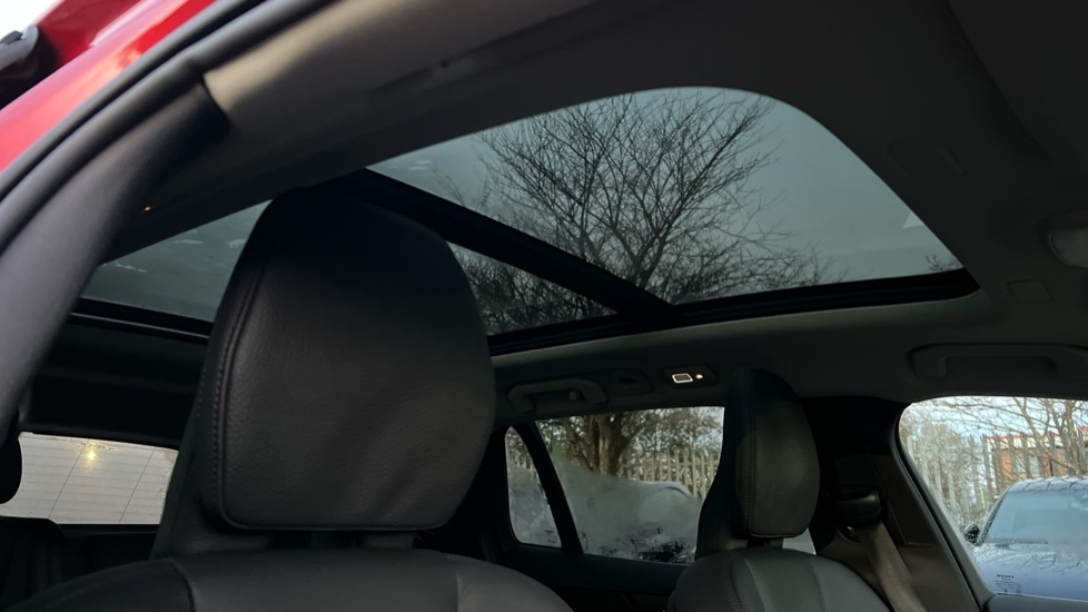 Used Volvo V60 2025 for sale - 76872771: Photo 34