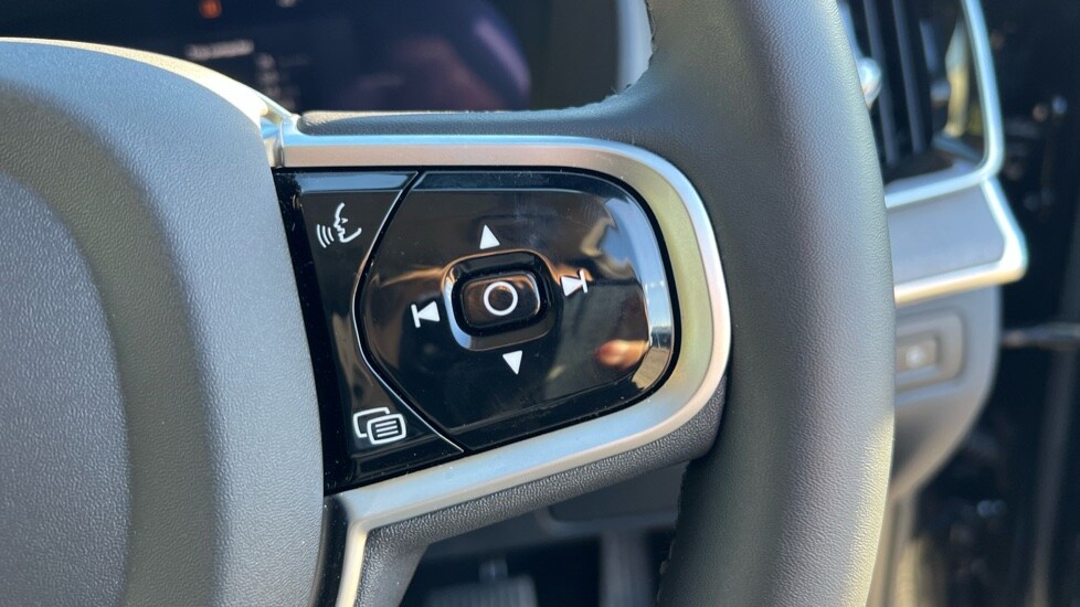Used Volvo XC90 2025 for sale - 76008143: Photo 19
