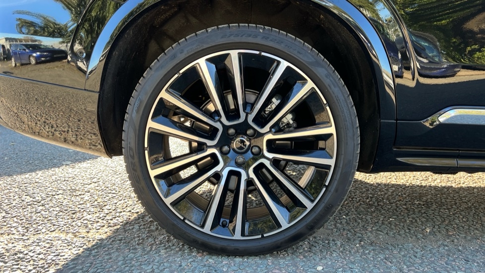 Used Volvo XC90 2025 for sale - 76008143: Photo 24