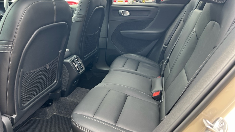 Used Volvo XC40 2025 for sale - 76868694: Photo 10