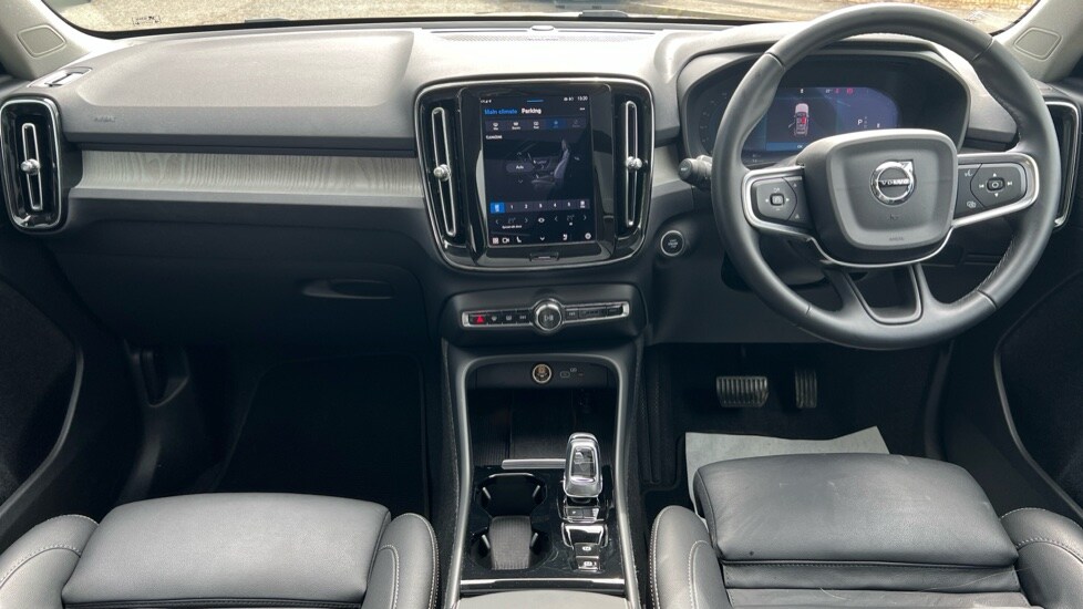 Used Volvo XC40 2025 for sale - 76868694: Photo 21