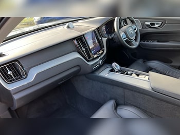 Used Volvo XC60 2025 for sale - 76872663: Photo