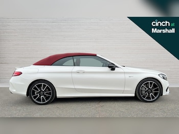 Used Mercedes-Benz C-Class 2018 for sale - 76092079: Photo 2