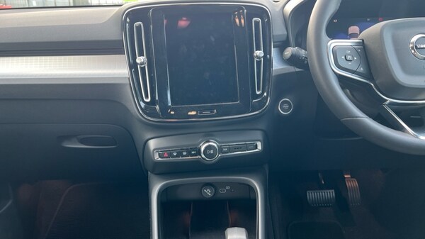 Used Volvo XC40 2023 for sale - 76124611: Photo 22