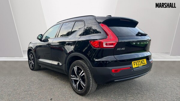 Used Volvo XC40 2023 for sale - 76124611: Photo 2
