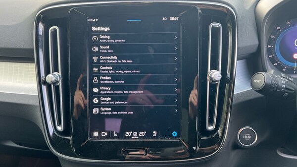 Used Volvo XC40 2023 for sale - 76124611: Photo 33