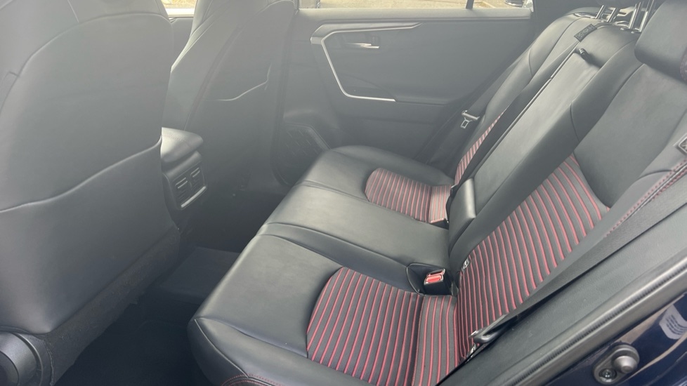 Used Toyota RAV4 2021 for sale - 76868758: Photo 14