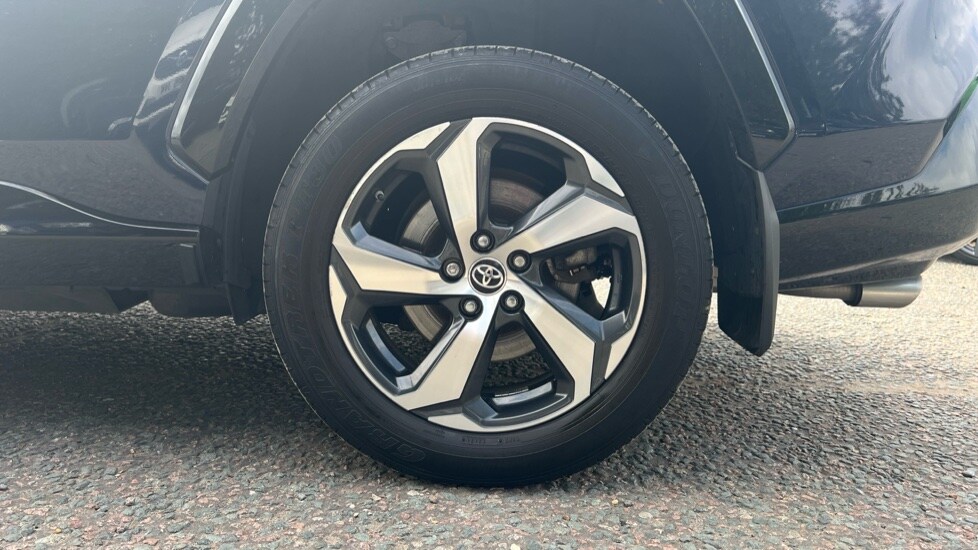 Used Toyota RAV4 2021 for sale - 76868758: Photo 18