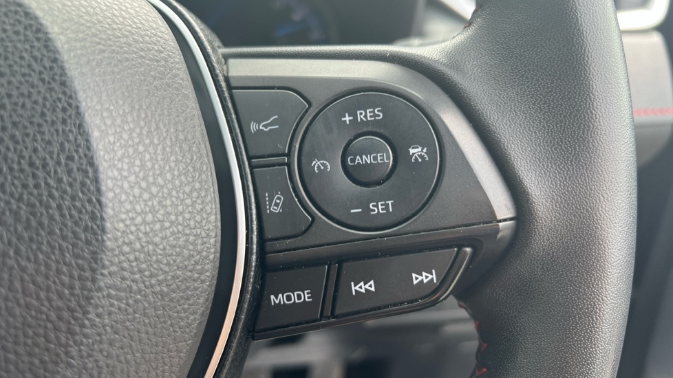 Used Toyota RAV4 2021 for sale - 76868758: Photo 23