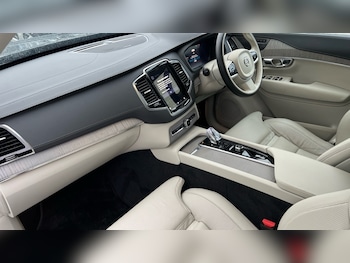 Used Volvo XC90 2025 for sale - 76523516: Photo