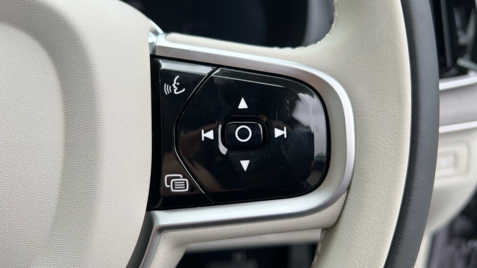 Used Volvo XC90 2025 for sale - 76691473: Photo 19