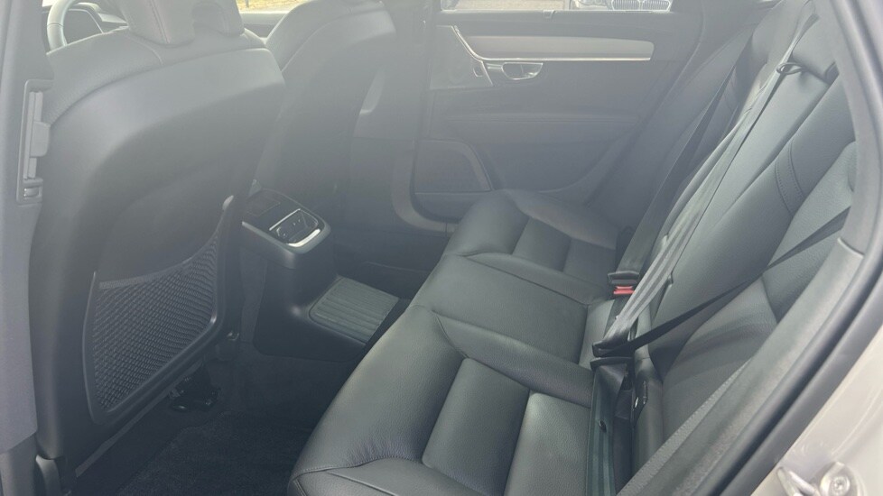 Used Volvo V90 2025 for sale - 75652922: Photo 10