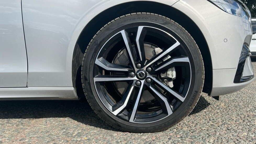 Used Volvo V90 2025 for sale - 75652922: Photo 16