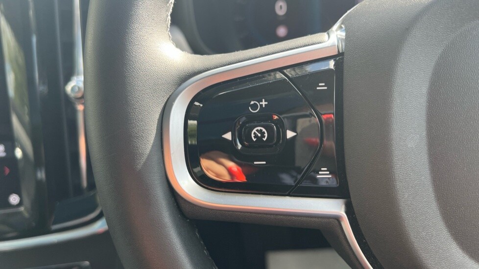 Used Volvo V90 2025 for sale - 75652922: Photo 18