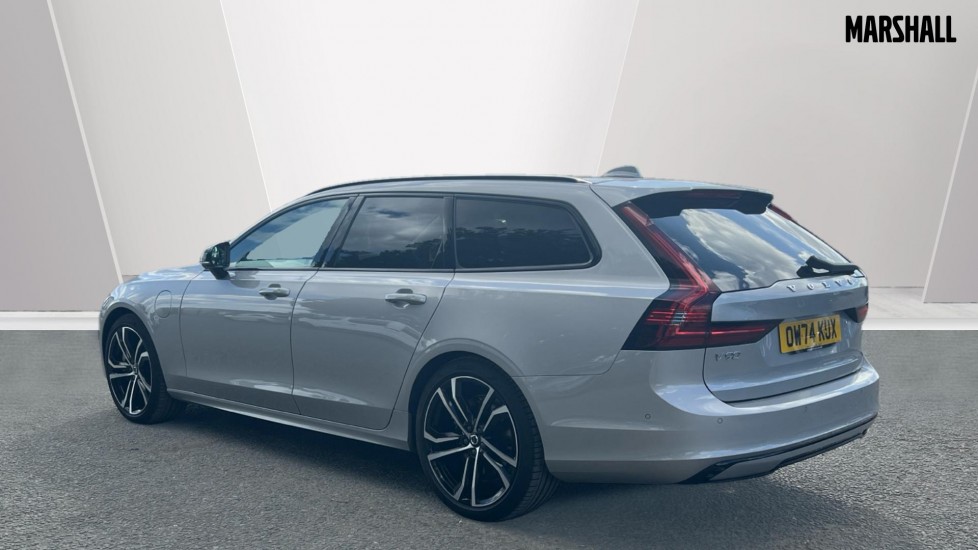 Used Volvo V90 2025 for sale - 75652922: Photo 2
