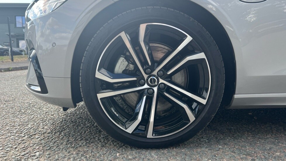 Used Volvo V90 2025 for sale - 75652922: Photo 25