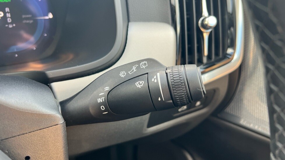 Used Volvo V90 2025 for sale - 75652922: Photo 28
