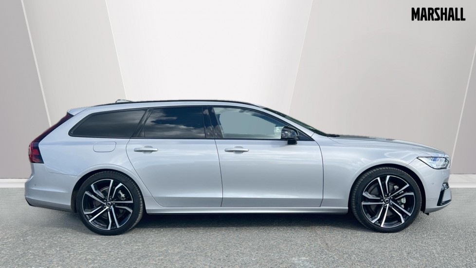 Used Volvo V90 2025 for sale - 75652922: Photo 3